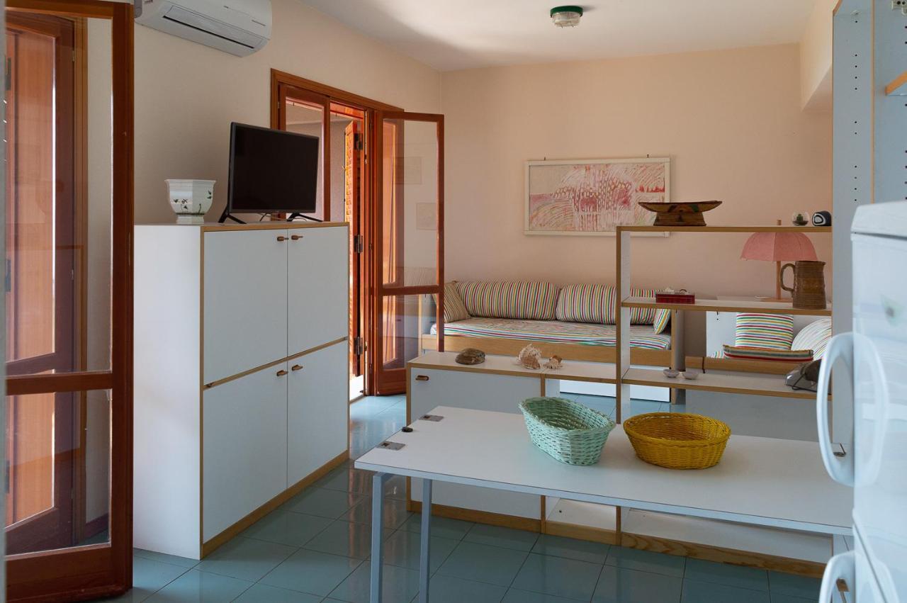 Beach House Blue Holiday เลโตยานนี ภายนอก รูปภาพ